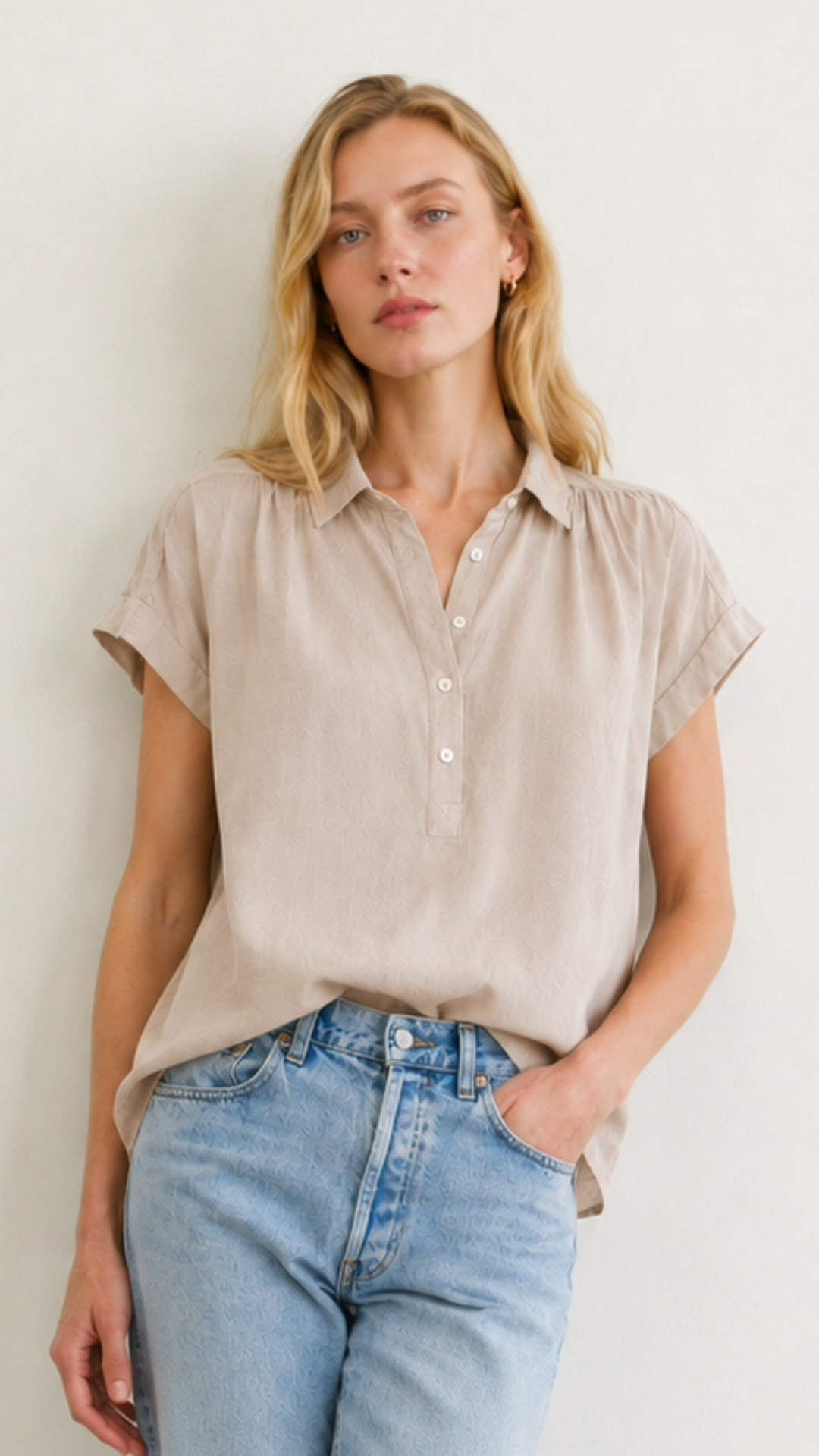 S/S Henley Linen - Light Tan